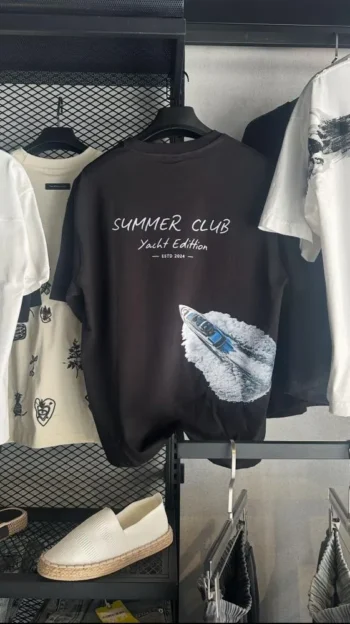 تيشيرت رجالي أوفر سايز أسود بطبعة يخت SUMMER CLUB